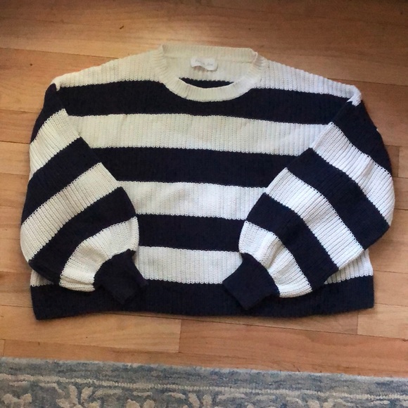 Sweater at Forever 21 - Picture 1 of 1